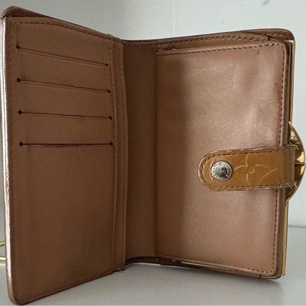 Louis Vuitton Gold Vernis Monogram Kisslock Wallet